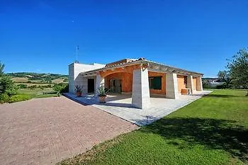 Vila Saturnia 9 *